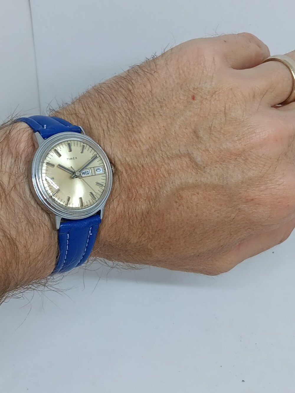 VINTAGE 1976 Timex Mercury M27 16852-02776 Men's 35mm Mechanical Day/Date Watch - Picture 11 of 11